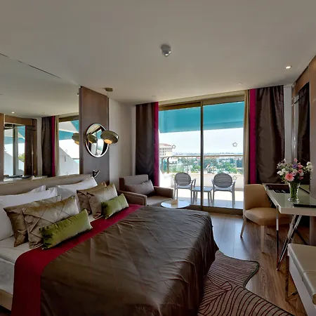 Resort Star Elegance Side